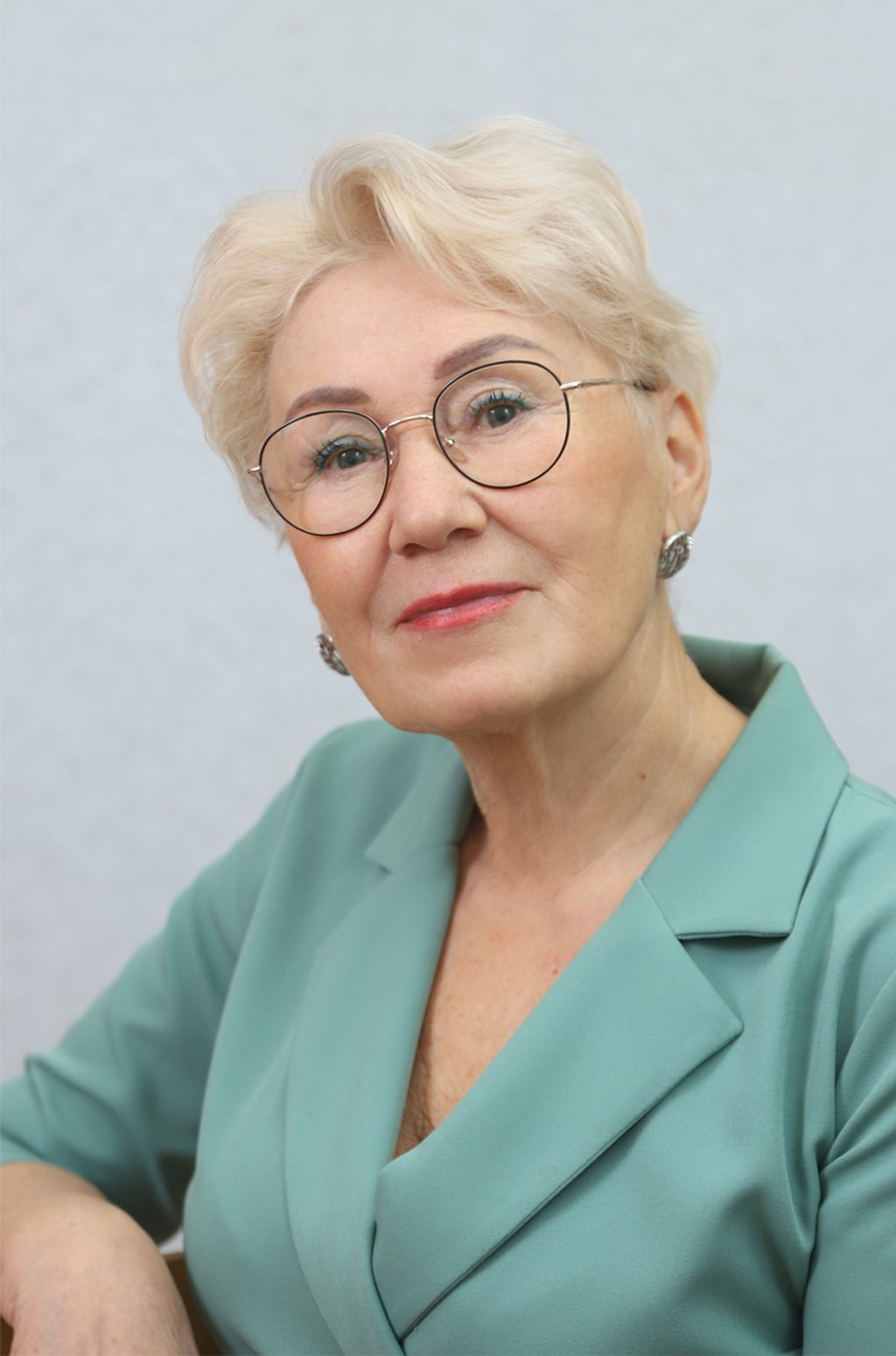 Тимофеева Жанна Константиновна.